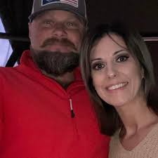 What is the deteriorated part circled in the photo of my Excursion's leaf  springs?