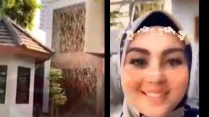 Termasuk soal harta gono gini. Jennifer Dunn Pamer Rumah Mewah Rp 42 M Sarita Abdul Mukti Justru Mau Jual Rumah Ada Apa Halaman All Tribun Solo