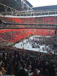 Wembley stadium (branded as wembley stadium connected by ee for sponsorship reasons) is a football stadium in wembley, london. Rihanna Fans Take To Twitter To Question Star S Half Full Wembley Arena On London Tour Daily Mail Online
