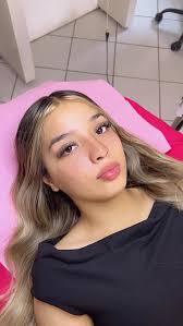 Photo by Adela Nuñez (@adela_.salon) · November 21, 2025