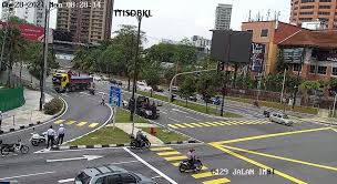 To add to the confusion, the regular police station for the area is named balai polis tun h.s. Hgpy46z2dsl1m