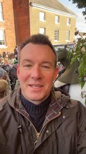 Lovely to see so many people out in Bishop’s Castle for the Boxing Day hunt  — a great atmosphere and strong community support, Countryside Alliance  Hunting British Hound Sports Association