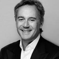 Daniel Kaner's Instagram, Twitter & Facebook