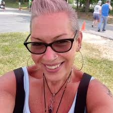 More than 5,000 five star reviews and counting for this midnight pasta.