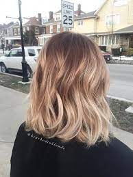 Honey Blonde For Medium Length Hair Scanning Balayage Blonde Honey Mittellanges Blonde Balayage Hair Styles Short Hair Balayage