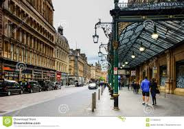 Na samym początku opiszę jak w ogóle doszło do odwiedzenia szkocji. Glasgow Szkocja Czerwiec 20 2018 Widok Gordon Ulica W Glasgow Szkocja Z Wejsciem Glasgow Centrali Stacja Zdjecie Stock Editorial Obraz Zlozonej Z Hotel Budynek 121568443