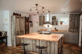 Realisation Espace Bois Cuisine Rustique Et Chique Ilot Sur Mesure Avec Du Bois De Gran Cuisine Rustique Ilot De Cuisine Palette Armoire De Cuisine