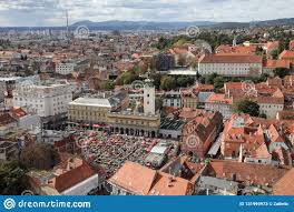 Zagreb is the country's main administrative, cultural, industrial, economic and transport hub. Vista Aerea De Zagreb La Capital De Croacia Imagen De Archivo Imagen De Utilitario Edificio 131999973