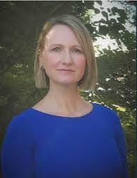 Stacey Saunders's Instagram, Twitter & Facebook