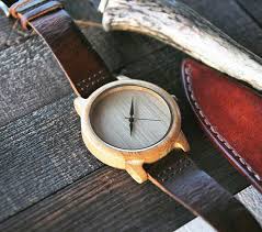 Orion Ahsap Kol Saati Birkac Yil Kullanimdan Sonra Iste Boyle Patina Aliyor Roarcraft Wood Watch Accessories Wood