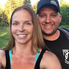 SCANNER REPORT Darien Large law enforcement response to Darien Lake Law  enforcement from the area has responded to Darien Lake for a reported 200  people in the parking lot with several people