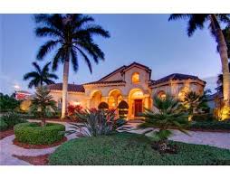Gorgeous Homes For Sale Luxury Condos For Sale Waterfront Properties Beach Homes Investment Real Estate In Saras Sarasota Real Estate Sarasota Florida Home