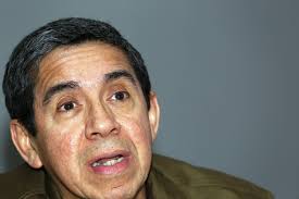 En política tenemos burros con dinero, dice Joaquín Villalobos