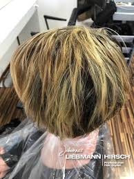 Zur warmen hautfarbe des herbsttyps braune haare mit blonden strahnen dunkelbraun mit roten strahnen dunkelbraune haare mit blonden. Blonde Strahnen Johannes Liebmann Hirsch Friseur Hausleiten