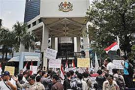 Indonesia tourist visa is not required for citizens of malaysia for a stay up to 30 days. Thorny Issues Continue To Plague Malaysia Indonesia Relations Din Merican The Malaysian Dj Blogger