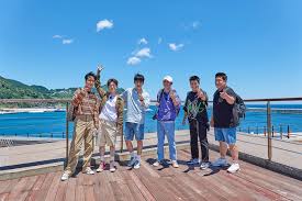 Its a new start days and night is starting fresh with new members and new directors. Pd Bang Geul Yi Celebrates 2 Days 1 Night 1st Anniversary Shares Kim Seon Ho Is The Member Who Grew A Lot