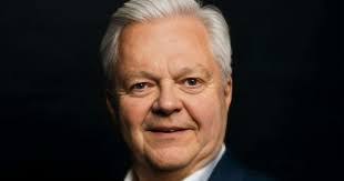 Beverly Ralph's Instagram, Twitter & Facebook