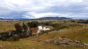 The tributary with the highest elevation is swampy plain river that rises in the snowy mountains, below mount kosciuszko at an elevation of 2,120 metres (6,960 ft), and ends merging with the murray river, descending 1,860 metres. Molonglo River Wikipedia