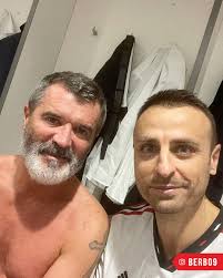 Berba's selfie game = 🤩🔥 🤳 Manchester...