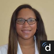 Kellie Grove's Instagram, Twitter & Facebook