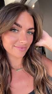 Queen Carson's Instagram, Twitter & Facebook