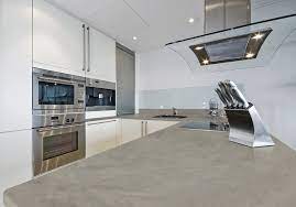 En fonction de la qualité du support, passez éventuellement une couche. Comment Realiser Un Plan De Travail En Beton Cire Conseils Et Application