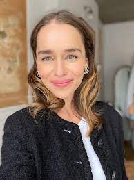 The popular movie and tv show website has given each of clarke's films a star rating. Emilia Clarke On The Importance Of Female Mentors In The Film Industry And Paying It Forward Vogue