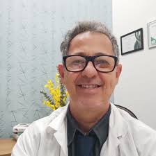 Terapeuta especialista em Plantas medicinais e Psicoterapeuta