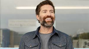 Whether he's reaching back to revive don williams' 1991 hit lord have mercy on a country boy or tipping. Josh Turner To Mark 15th Anniversary Of Your Man With Deluxe Edition Release In June Entertainment Focus