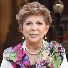 Cindy Mares's Instagram, Twitter & Facebook