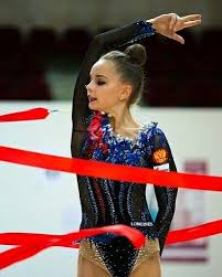 Дина и арина записались в секцию уже в четыре года! Arina Averina Rus And Her Twin Sister Dina Averina Rus Artofit