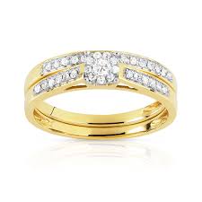 Coussin d'alliance, porte alliance original pour mariage sur badaboum.fr, choisissez parmi nos coussins porte alliances coeur, carré ou encore strass pour mettre en valeur les alliances. Duo Alliance Demi Tour Solitaire Or 750 2 Tons Diamant Femme Bague Maty