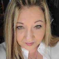 Kim Colston's Instagram, Twitter & Facebook