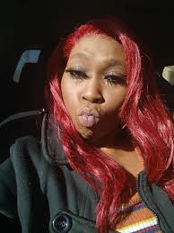 I'm looking for my future wife ❤️🌈 been single for a year now! I just want  someone who supportive and knows how to treat a Queen, cause I am  definitely going to