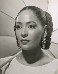 Desde el acervo de la Cineteca Nacional recordamos a Columba Domínguez, nacida un 4 de marzo de 1929 en Guaymas, Sonora. Fue esposa del cineasta Emilio "Indio" Fernández y ganadora de 2