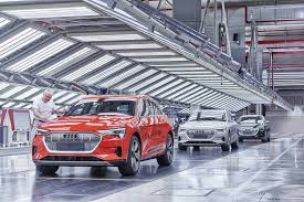 Si vous voulez voir des statistiques de ventes des véhicules éle. Allemagne Les Ventes De Voitures Electriques Flambent En Juillet La Presse