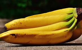 Add the scent leaves, onions, maggi, pepper, crayfish, dry fish and snail without stirring and cook for 10minutes or until the plantain is soft. 6 Plantain Dishes To Try When In Nigeria Jumia Food Nigeria Blog