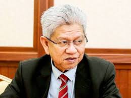Ketua menteri pulau pinang, chan kon yeow menyambut baik pengumuman anwar bahawa beliau mempunyai sokongan majoriti ahli parlimen untuk menubuhkan kerajaan persekutuan. Pulau Pinang Cadang Bangunkan Tanah Wakaf Ikut Konsep Di Selatan Thailand