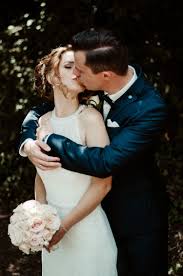 Sommerliche Hochzeit Im Druckhaus Hanau Steinheim Hochzeitsfotografrheinmain Hochzeitsfotografhanau Fotos Hochzeit Hochzeit Verlobung Fotos