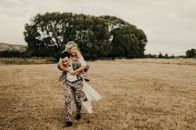 Rach Cam Patina Photo Video New Zealand Wedding Photographer Of The Year In 2020 Wedding New Zealand Rustic Wedding Venues Bridesmaid Outfit