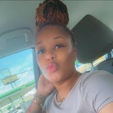 Kera Howard's Instagram, Twitter & Facebook