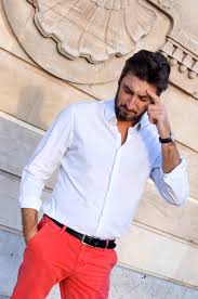 Car c'est dans cette configuration que la mesure bas de chemise, haut de pantalon sera maximale. Trendyman 1 Le Pantalon Rouge Trendydelight