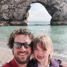 Kyle Hampshire's Instagram, Twitter & Facebook