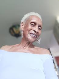 Yes, I'm a White headed munia...isn't that obvious!!!!