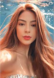 Esther Sousa (@esthermsousaa)