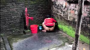 Indian Aunty Peeing Outside Porn Videos: XXX 2025, 3 | xHamster