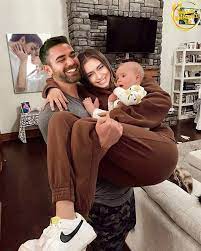 Magazin - Neslihan Atagül Ve Eşi Kadir Doğulu Biricik Evladı İle Paylaşımı  Maşallah Nazar Değmesin ! | Facebook