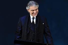 His voice as easily recognised as a signature, its mellow yet powerful tones resonate from 70 million records sold. Andrea Bocelli Singt Die Champions League Hymne Uefa Champions League Uefa Com