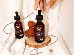 Hair oil yang dijual seharga rp92 ribuan ini jika digunakan secara rutin akan membantumu untuk mendapatkan rambut yang lebih lembap, halus nah itu tadi 5 rekomendasi hair oil dari brand lokal yang bisa kamu coba untuk mendapatkan rambut sehat dan berkilau. 3 Rekomendasi Hair Oil Lokal Untuk Rambut Berkilau Di Bawah 100 Ribu