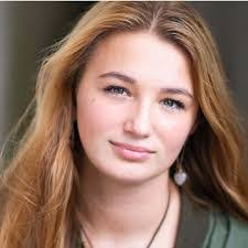 Veronica Monsegur's Instagram, Twitter & Facebook